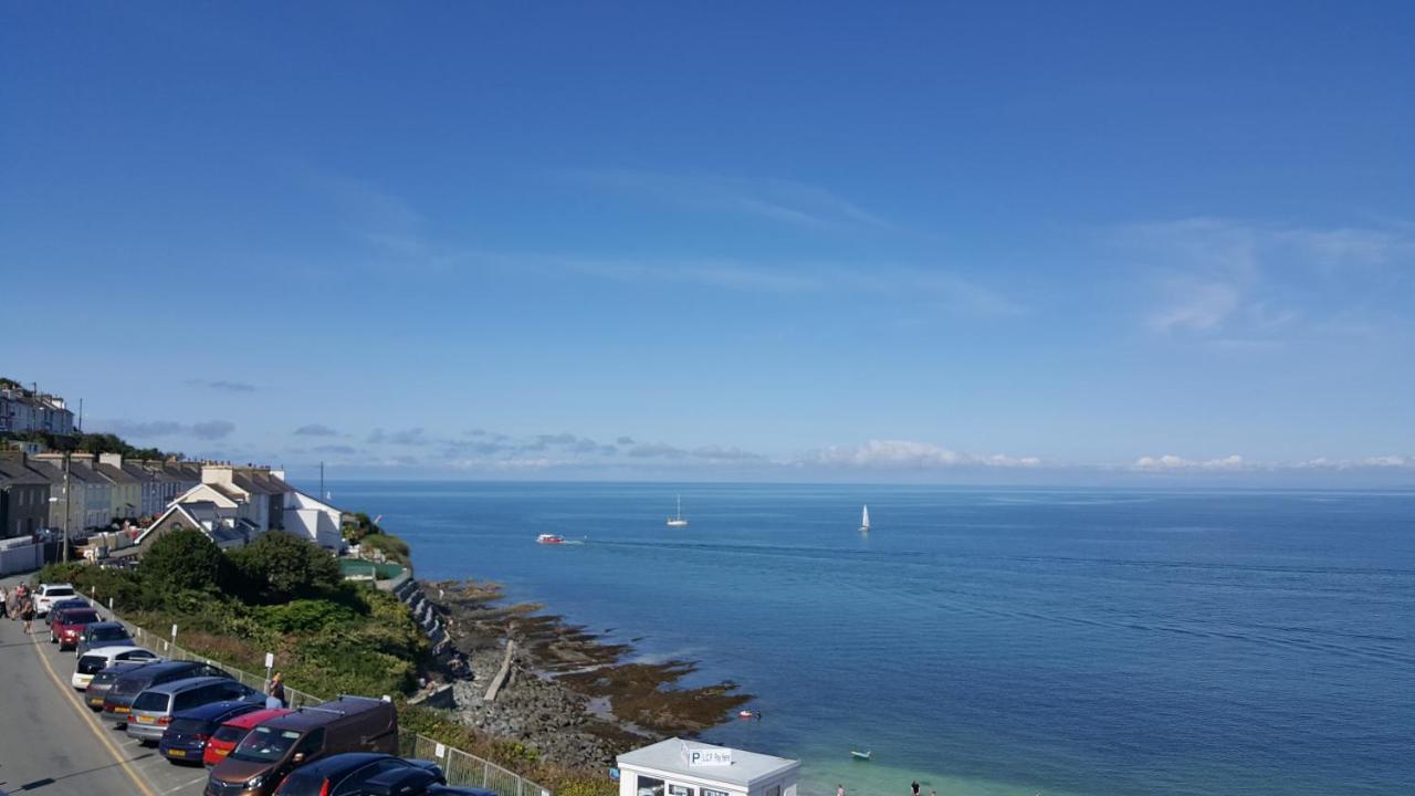 The Sup Shack Wellington Inn New Quay  Bagian luar foto